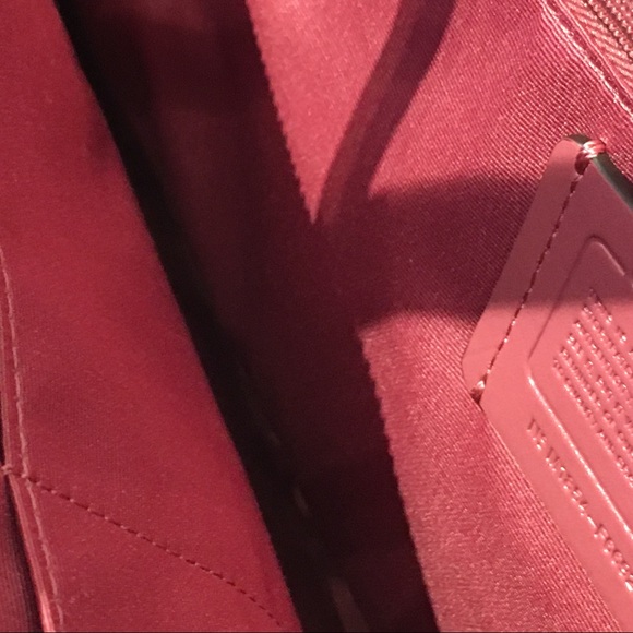 NWT Coach tote - Picture 4 of 6